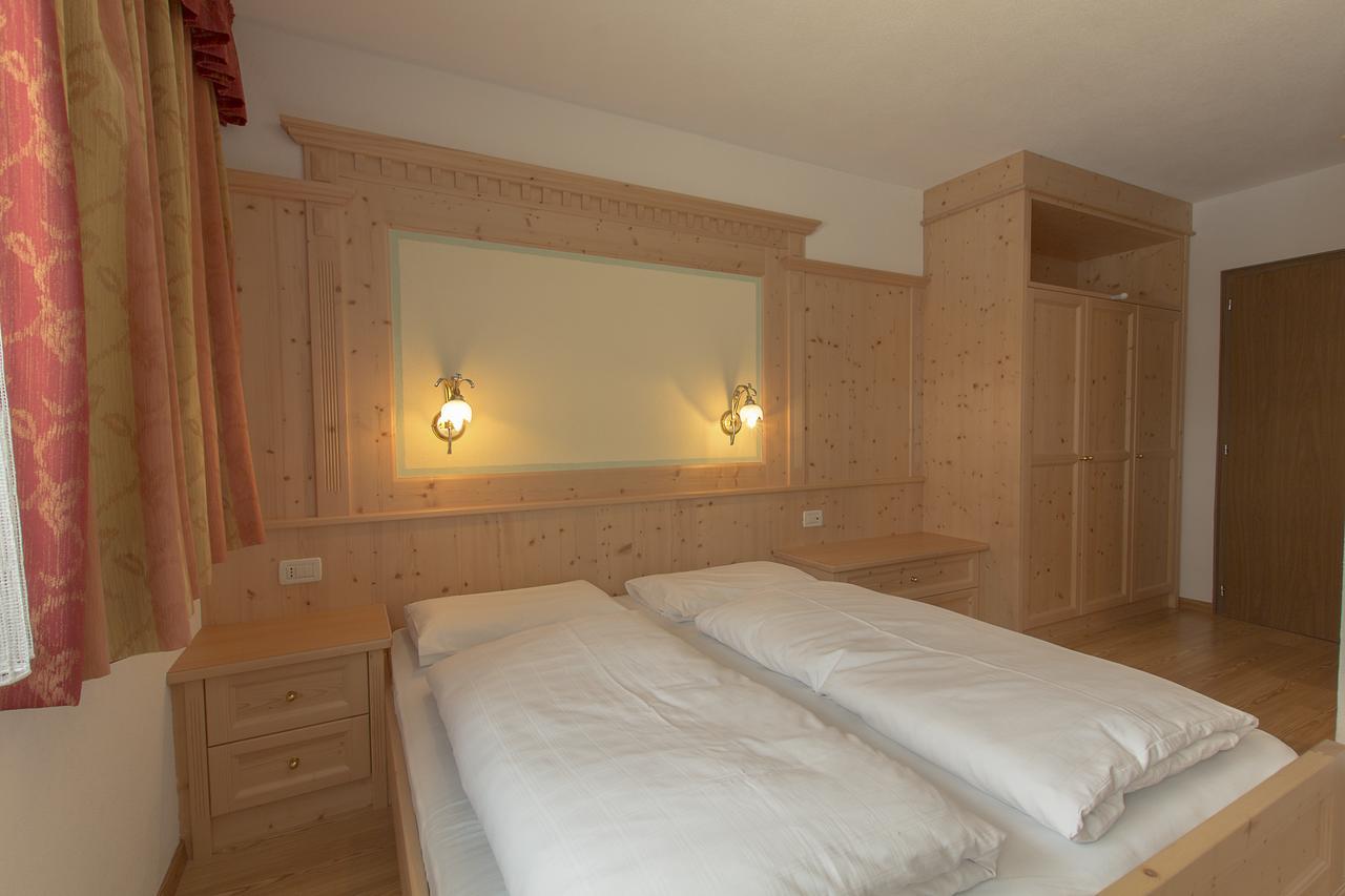 B&B Apartments La Palsa San Cassiano  Exterior photo